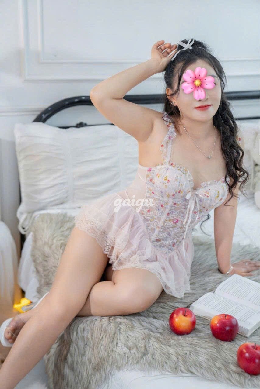 New Quỳnh Chi Baby ❤️ Dâm Ngoan Nhiệt Tình Chiều Chuộng Hết Mình